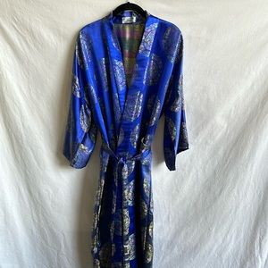 Golden Dragon beautiful vintage silk robe
